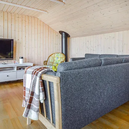 Three-bedroom In * Hemmet