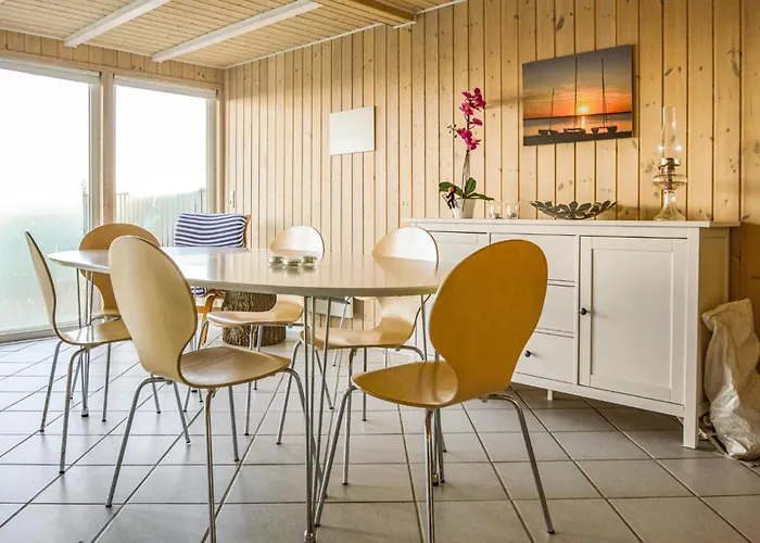 Semesterbostad Three-bedroom In *